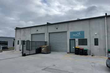 Modern Unit - Gated Security