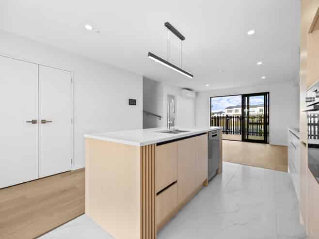 6 Harikoa Way, Karaka