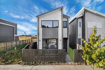 3 Taiheru Road, Karaka