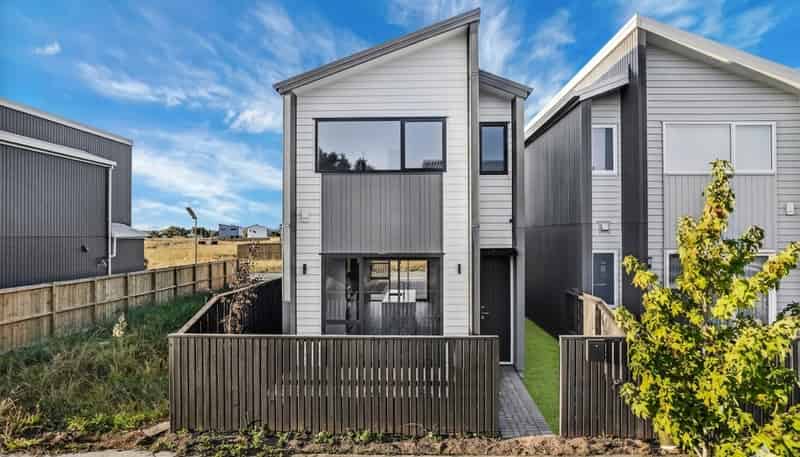 3 Taiheru Road, Karaka