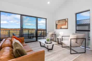 7 Stockden Place, Karori