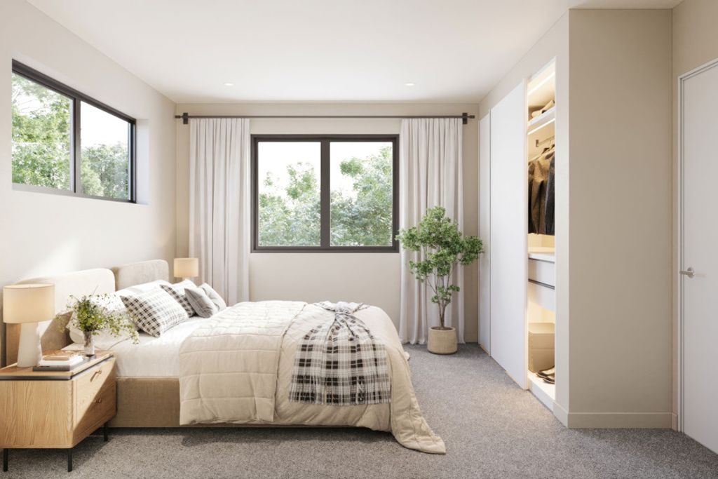 Downstairs Bedroom, Garage and a Study! - Vista 6