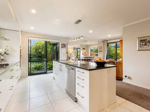 24 Hooton Drive, Huapai