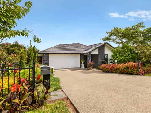 24 Hooton Drive, Huapai