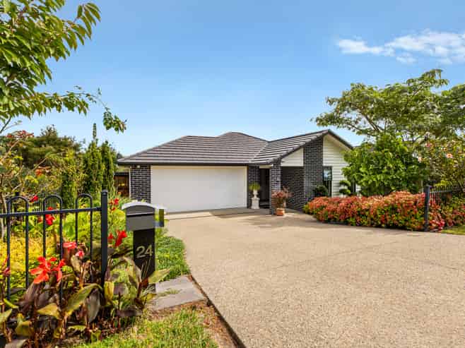 24 Hooton Drive, Huapai