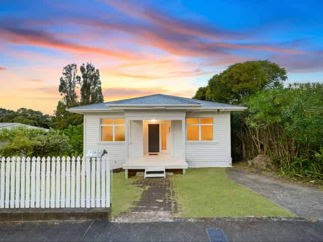 25 Holly Street, Avondale