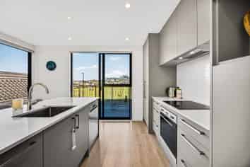 103 Bonair Crescent, Millwater