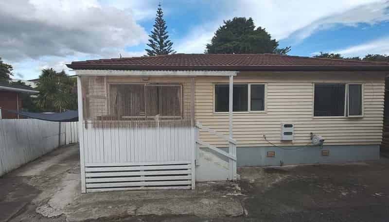 16A Rotoiti Avenue, Pakuranga Heights