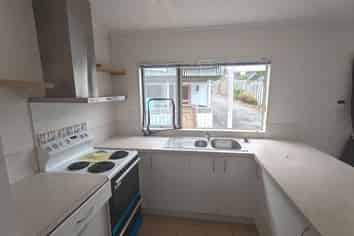 16A Rotoiti Avenue, Pakuranga Heights