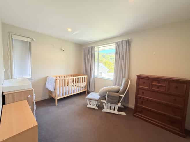 6/8-10 Thatcher Crescent, Crofton Downs