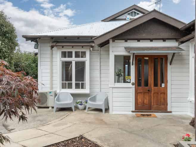 32 City Road, Roslyn