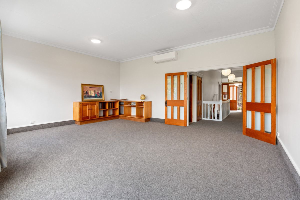 Sun, Harbour Views & Roslyn Living - Mehr