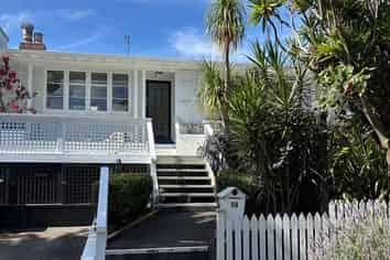 53 Seaview Terrace, Mount Albert