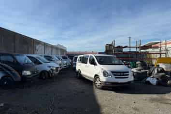 CBD Fringe Warehouse + Yard 