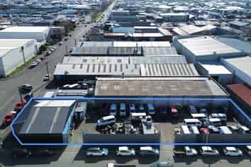 CBD Fringe Warehouse + Yard 