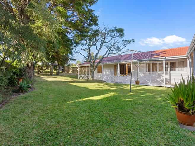 10 Beresford Street, Bayswater