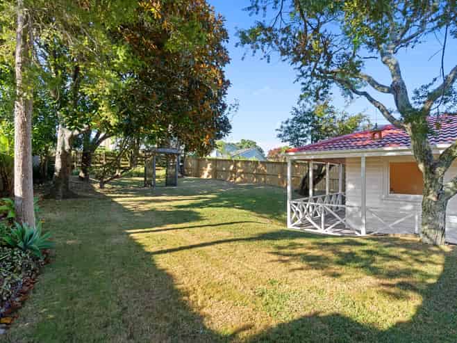 10 Beresford Street, Bayswater