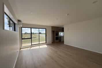 39 Taiheru Road, Karaka