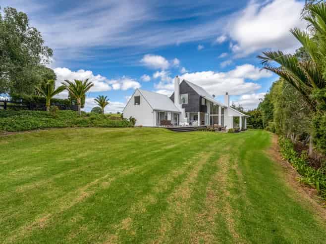 122 Brownhill Road, Whitford