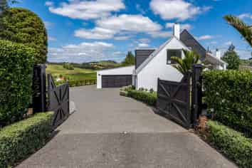 122 Brownhill Road, Whitford