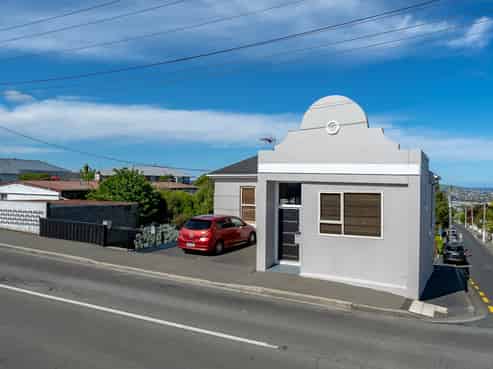 77 Elgin Road, Mornington
