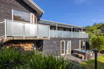 56A Great Barrier Road, Oneroa