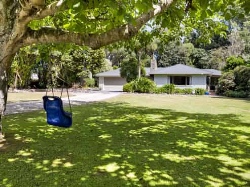 32 Wynyard Street, NORMANBY