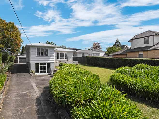 4 Longburn Road, Henderson