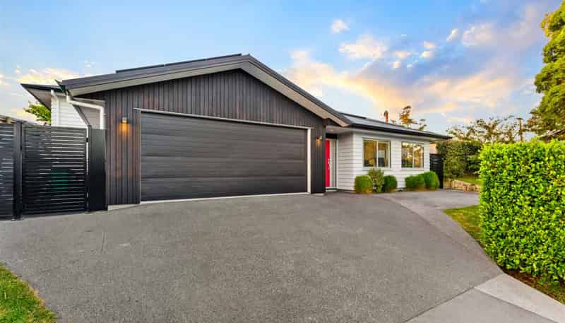  21 Alexandra Street, Riverhead