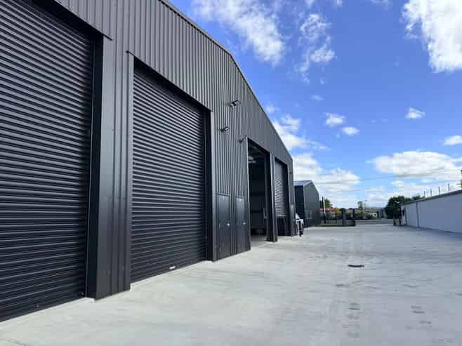 Modern work/storage space