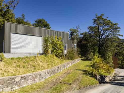 103 Glentui Bush Road, Oxford
