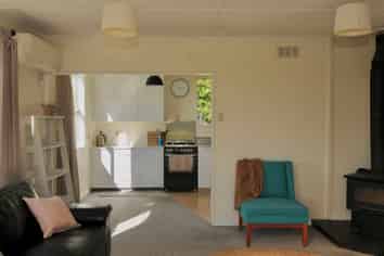 34 Earthquake Road, DUNTROON