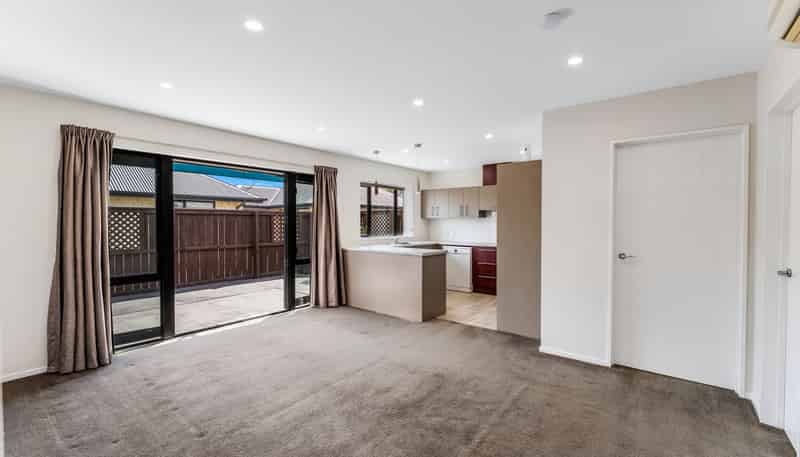 24b Sawyers Arms Road, Papanui