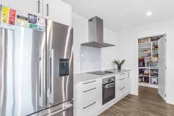 15 Lucca Crescent, Rolleston