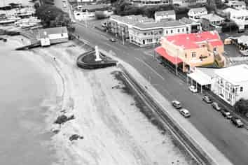 a/33 King Edward Parade, Devonport