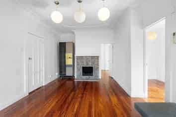 137 St Andrews Road, Epsom