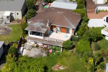 85 Glengarry Road, Glen Eden