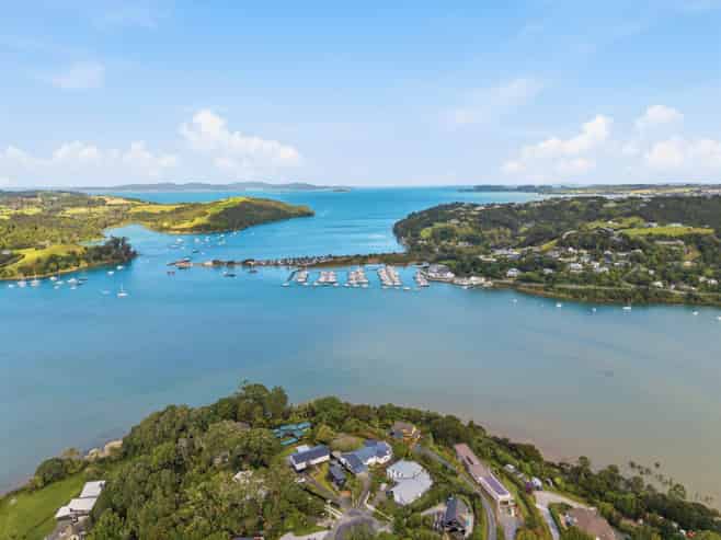 16 Lysnar Road, Matakana