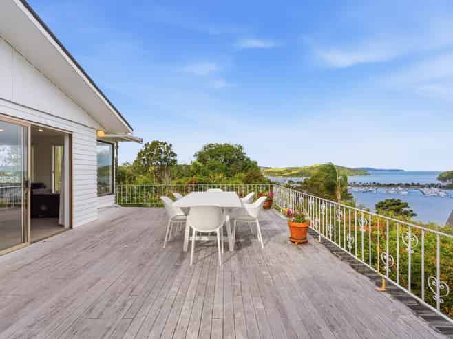 16 Lysnar Road, Matakana