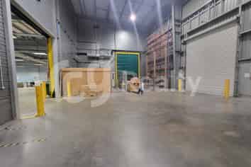 High-Quality Warehouse & Office Facility Highbrook