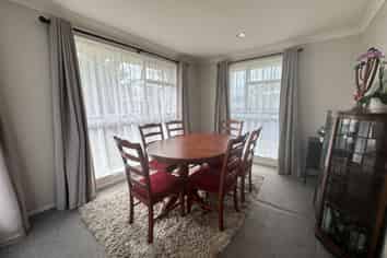 12 Egmont Place, Westbrook