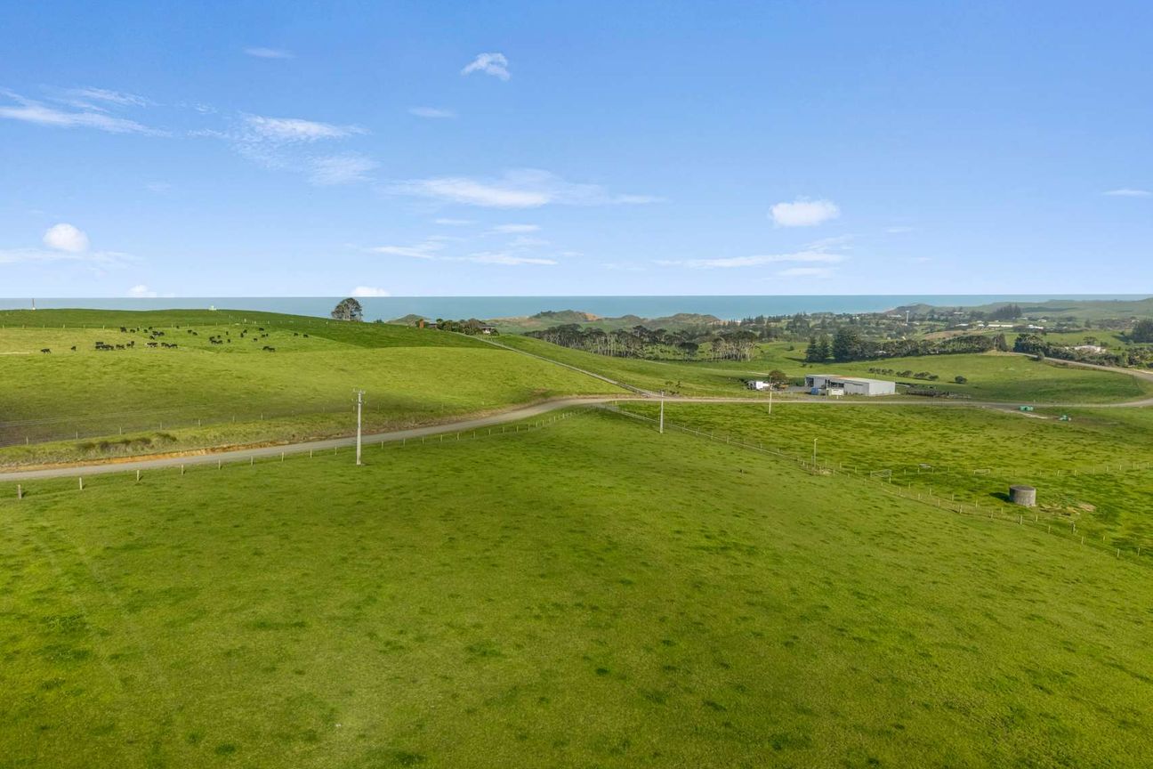 Prime Lifestyle Blocks with Panoramic Views! - Widok 2