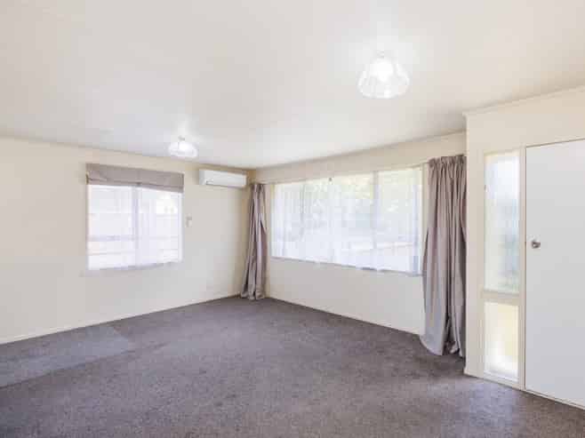 80 Benmore Avenue, Cloverlea