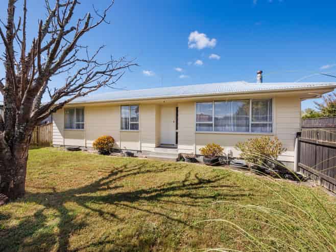 80 Benmore Avenue, Cloverlea