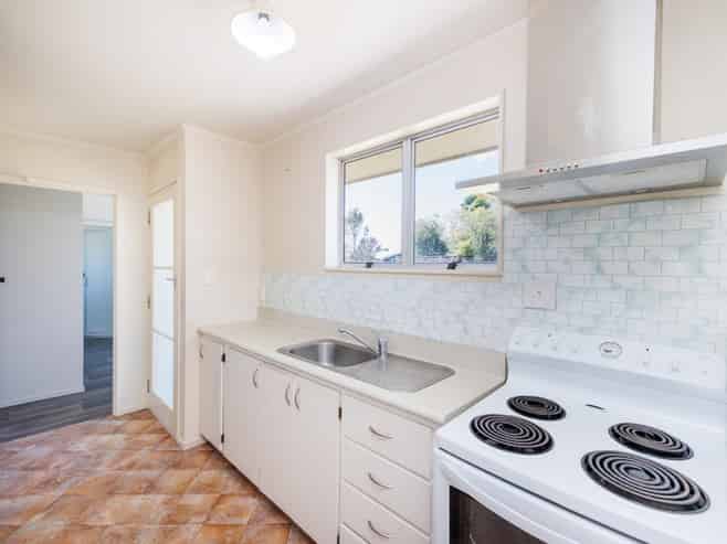 80 Benmore Avenue, Cloverlea