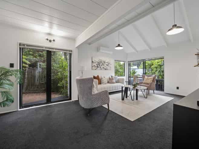 53 Wirihana Road, Titirangi