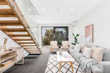 12/20 Trent Street, Island Bay