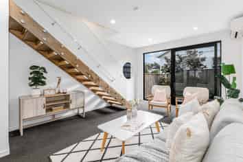 12/20 Trent Street, Island Bay