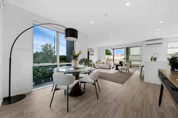 23 Bonnette Road, Flat Bush