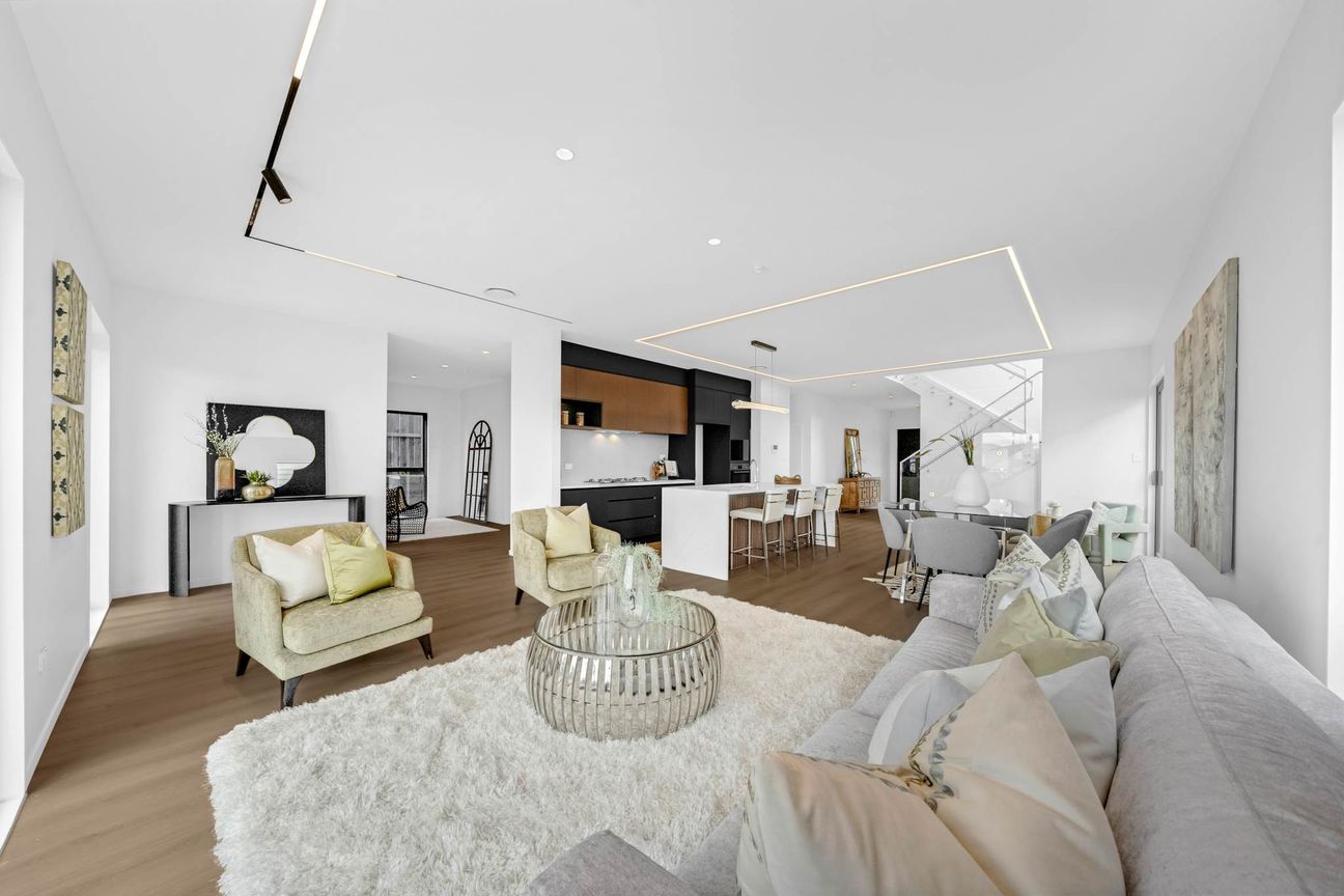 7 Bed Luxury Home with Rangitoto Views - Widok 3